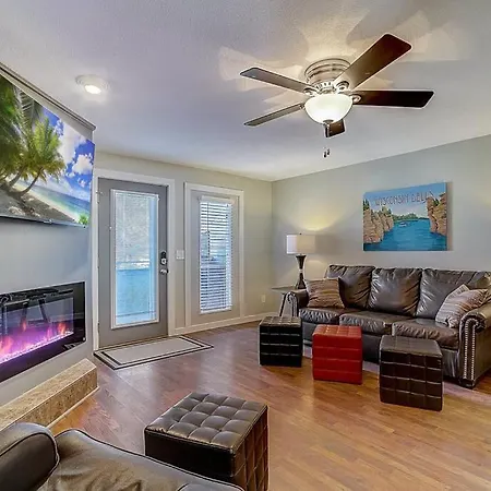 Wfc II Lake Access - Family Or Romance - Location!
